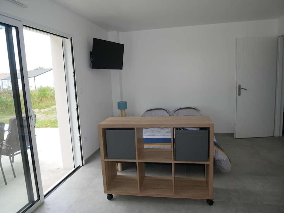 Studio Lumineux Avec Terrasse La Roche-sur-Yon Exteriör bild