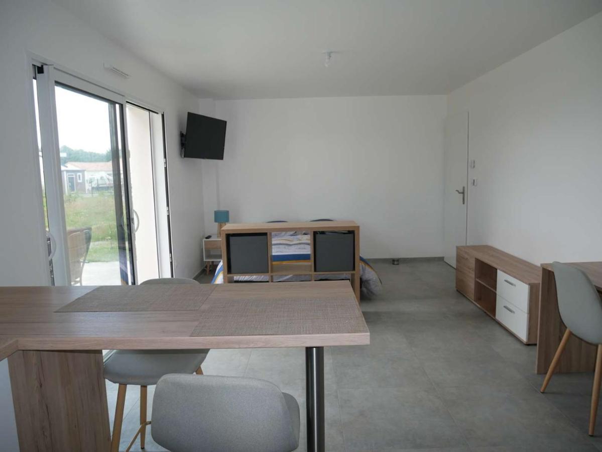 Studio Lumineux Avec Terrasse La Roche-sur-Yon Exteriör bild
